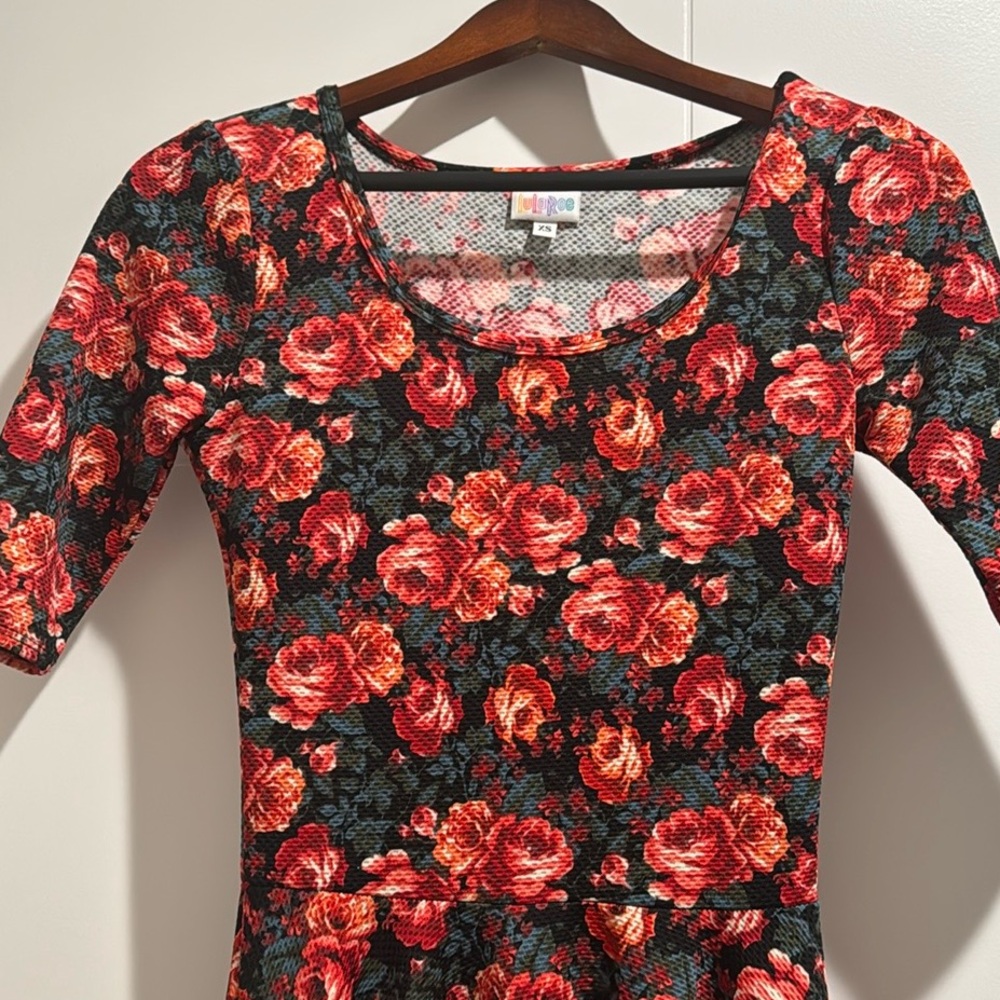 10 dresses for $100